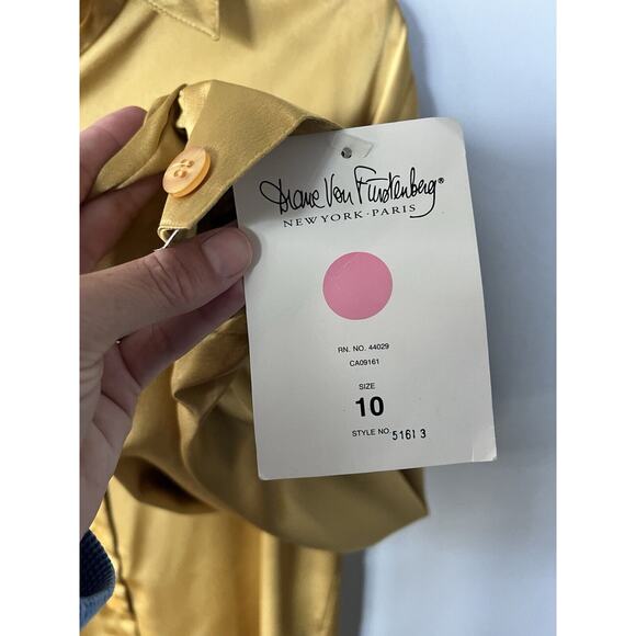 Diane Von Furstenburg Vintage Dead Stock Gold Long Sleeve Button Down Size 10 - Picture 5 of 11